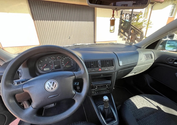 Volkswagen Golf cena 6400 przebieg: 304052, rok produkcji 2001 z Ryn małe 92